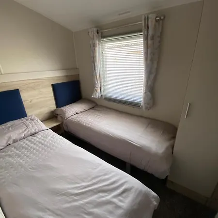 Meadow View 171 - Golden Palm - Central Heating, Wifi, Pet Friendly, Bed Linen - Meadow Lakes Caravan & Lodge Hire Chapel St. Leonards Exterior foto